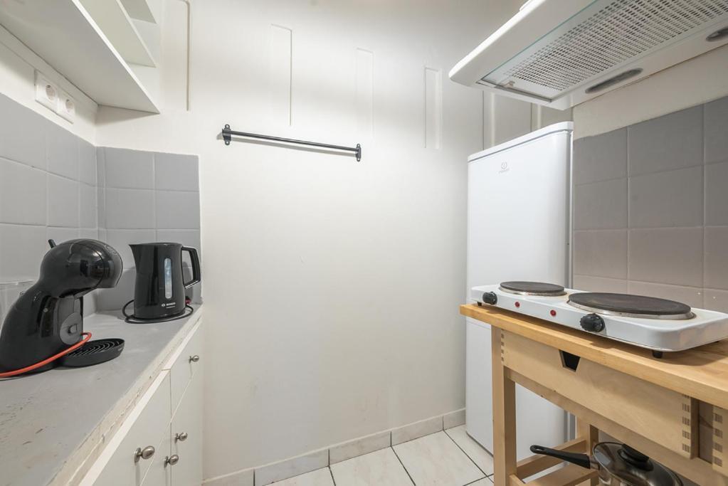Pame Rentals - 2Bd Home, 4 Min To Acropolis Ateny Zewnętrze zdjęcie