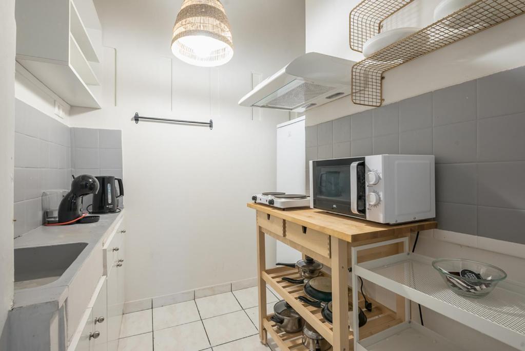 Pame Rentals - 2Bd Home, 4 Min To Acropolis Ateny Zewnętrze zdjęcie