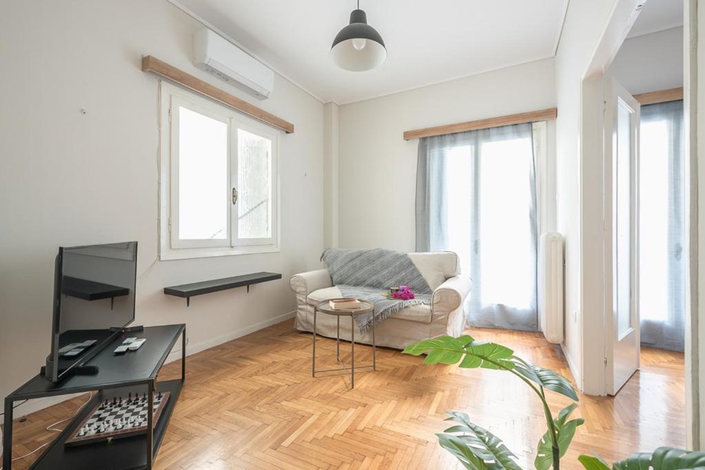 Pame Rentals - 2Bd Home, 4 Min To Acropolis Ateny Zewnętrze zdjęcie
