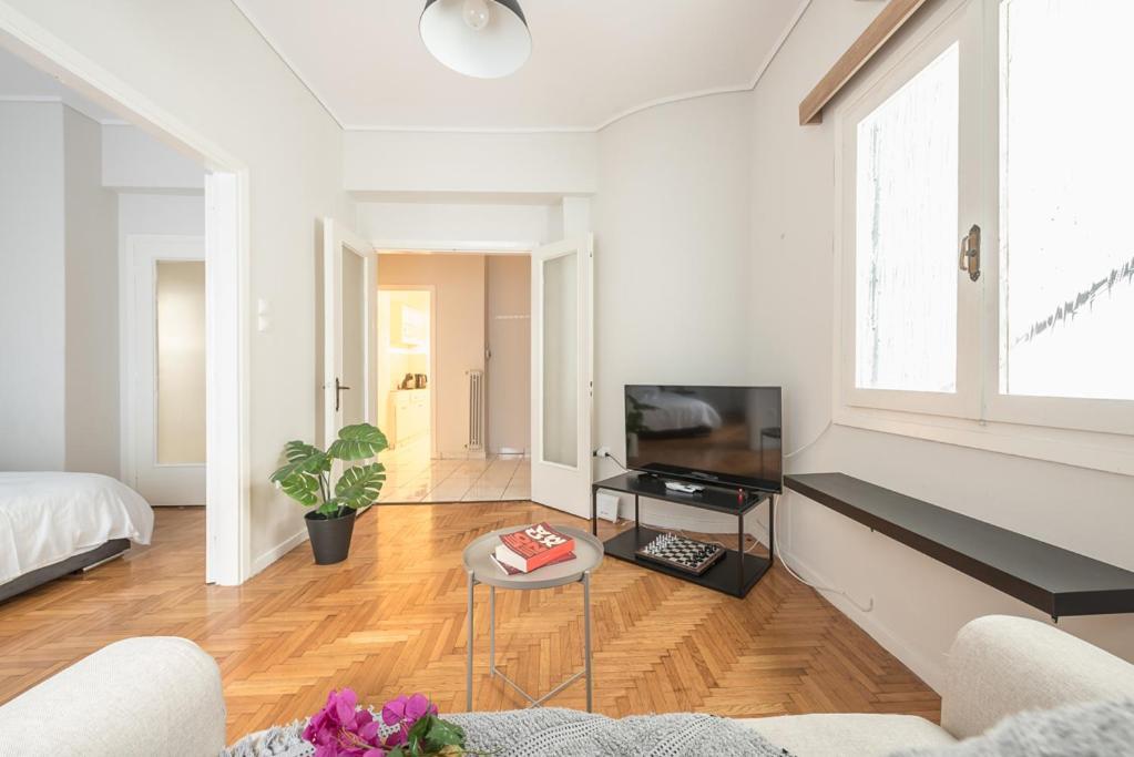 Pame Rentals - 2Bd Home, 4 Min To Acropolis Ateny Zewnętrze zdjęcie